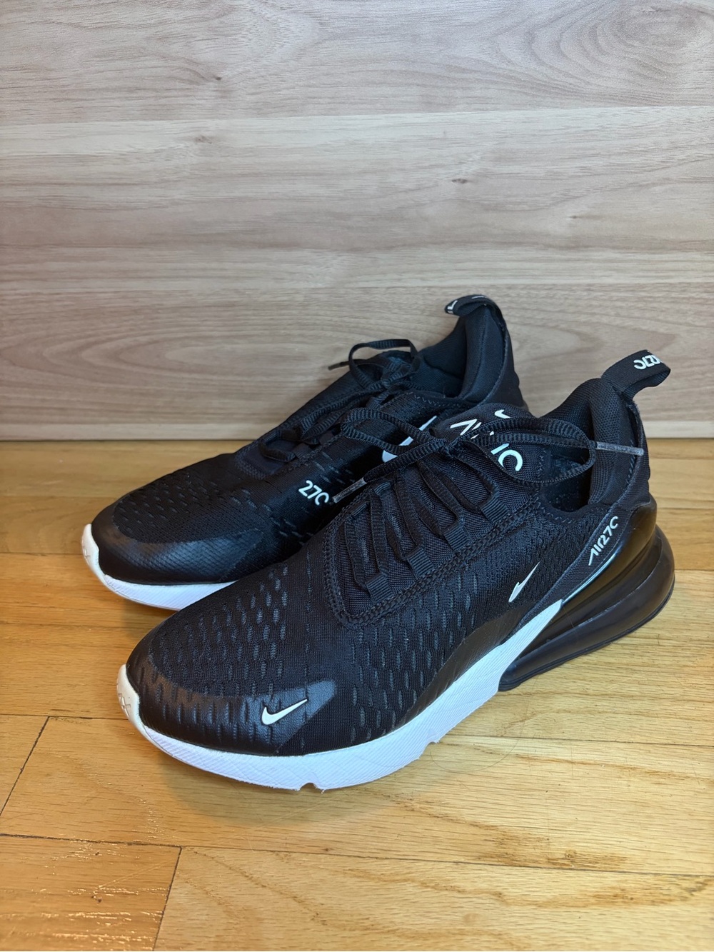 Nike Women's Air Max 270 Black Sneakers - Size 9